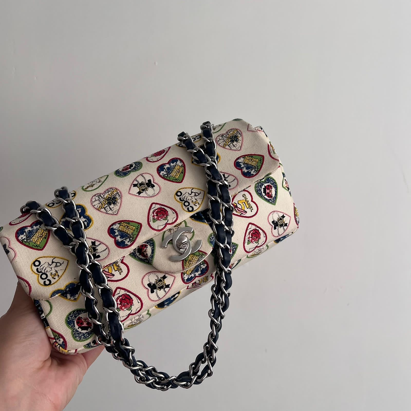 CHANEL Valentine Heart 4