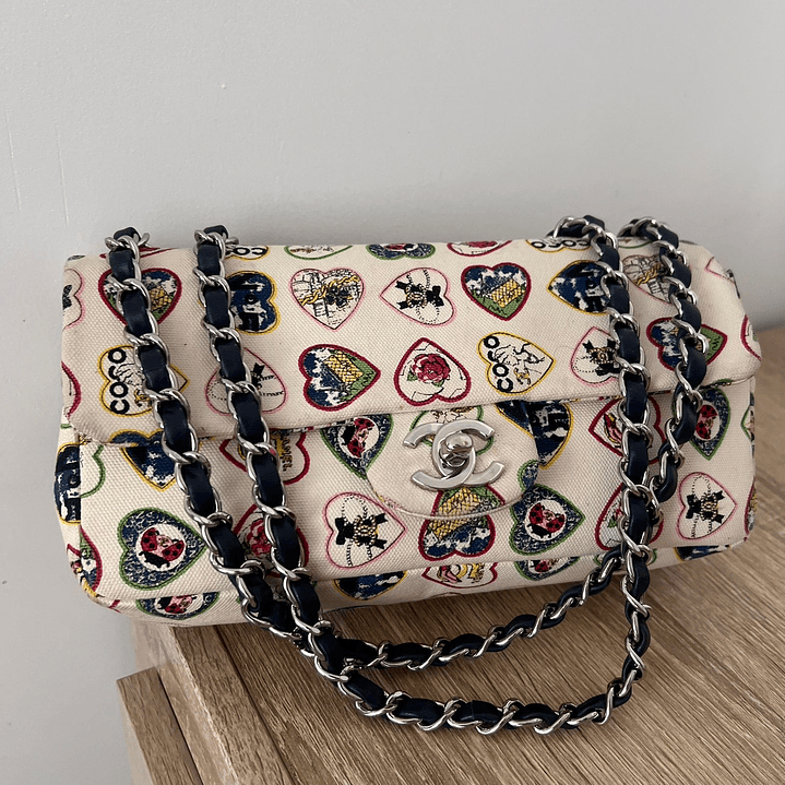 CHANEL Valentine Heart 9