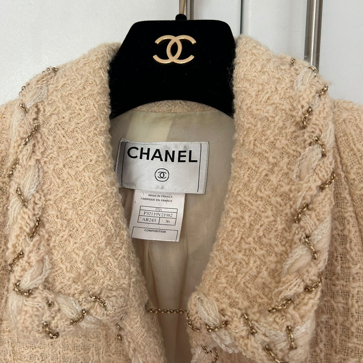 CHAQUETA LANA CHANEL  2