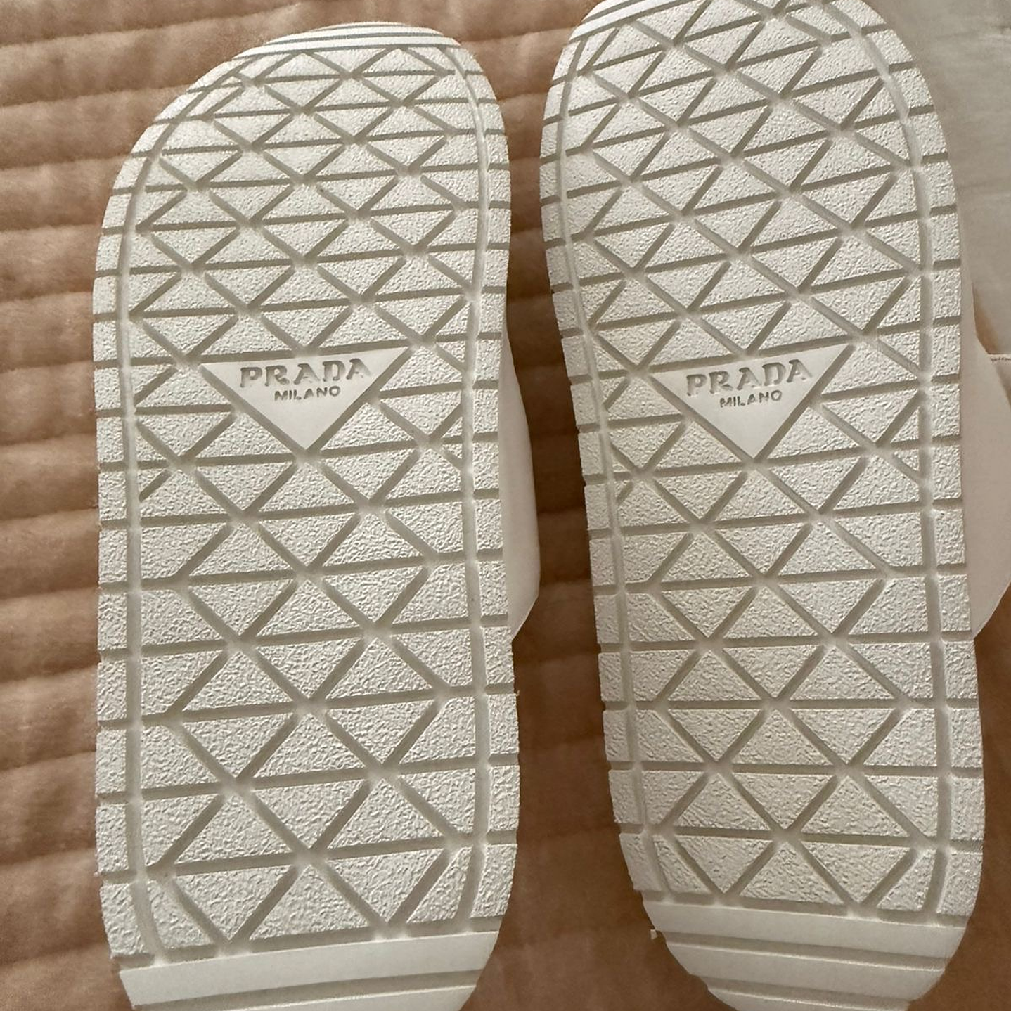 SANDALIAS PRADA N 39.5 6