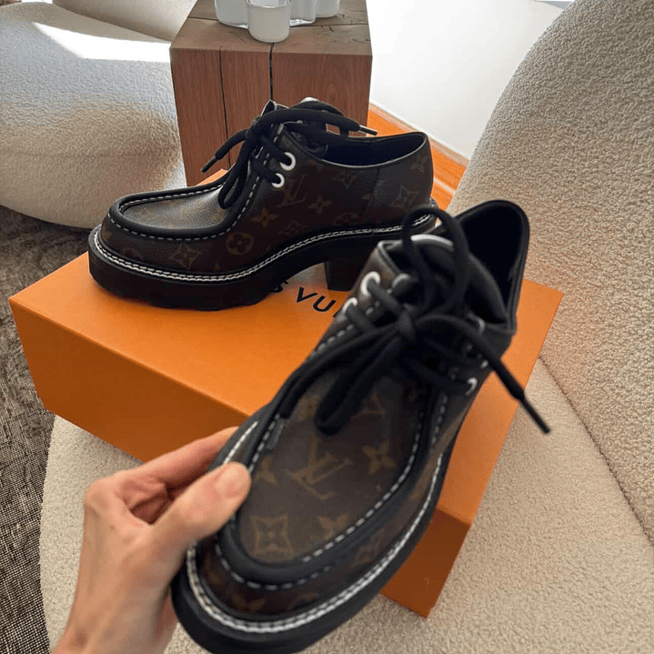 ZAPATOS LOUIS VUITTON N 38 5