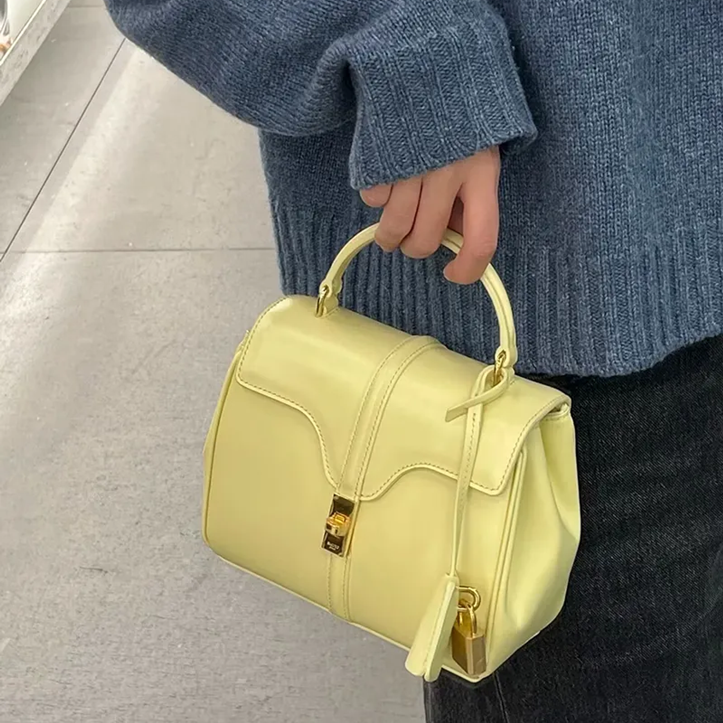CELINE AMARILLO PASTEL  1