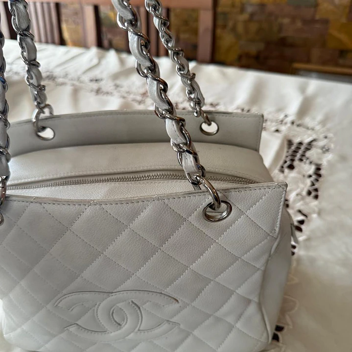 CHANEL BLANCA  12
