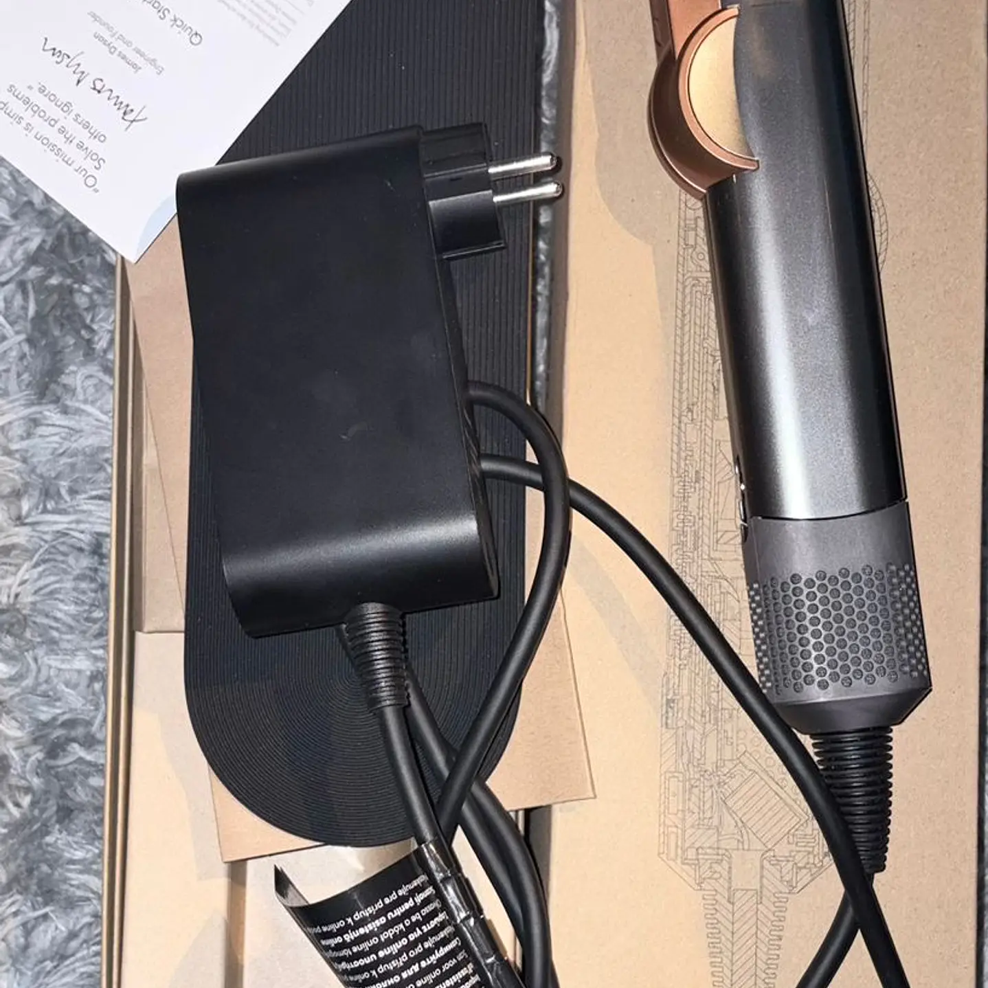 ALISADOR DYSON  4