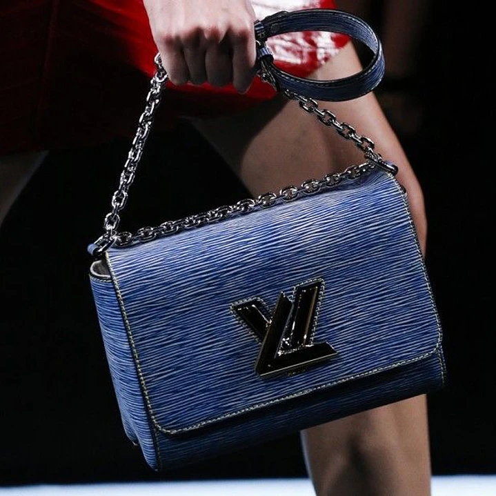 LOUIS VUITTON TWIST MM 2