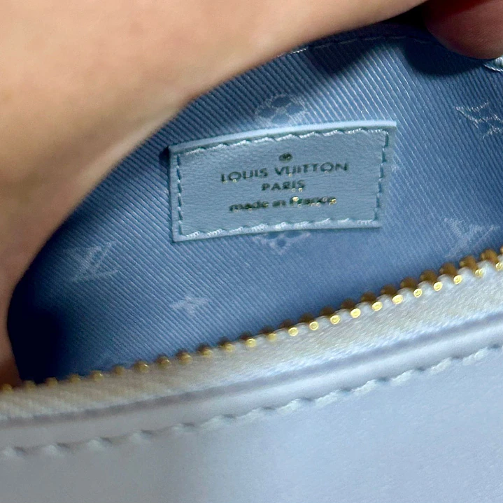 MOON LOUIS VUITTON  2