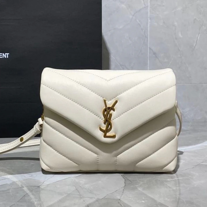 CARTERA YVES SAINT  1