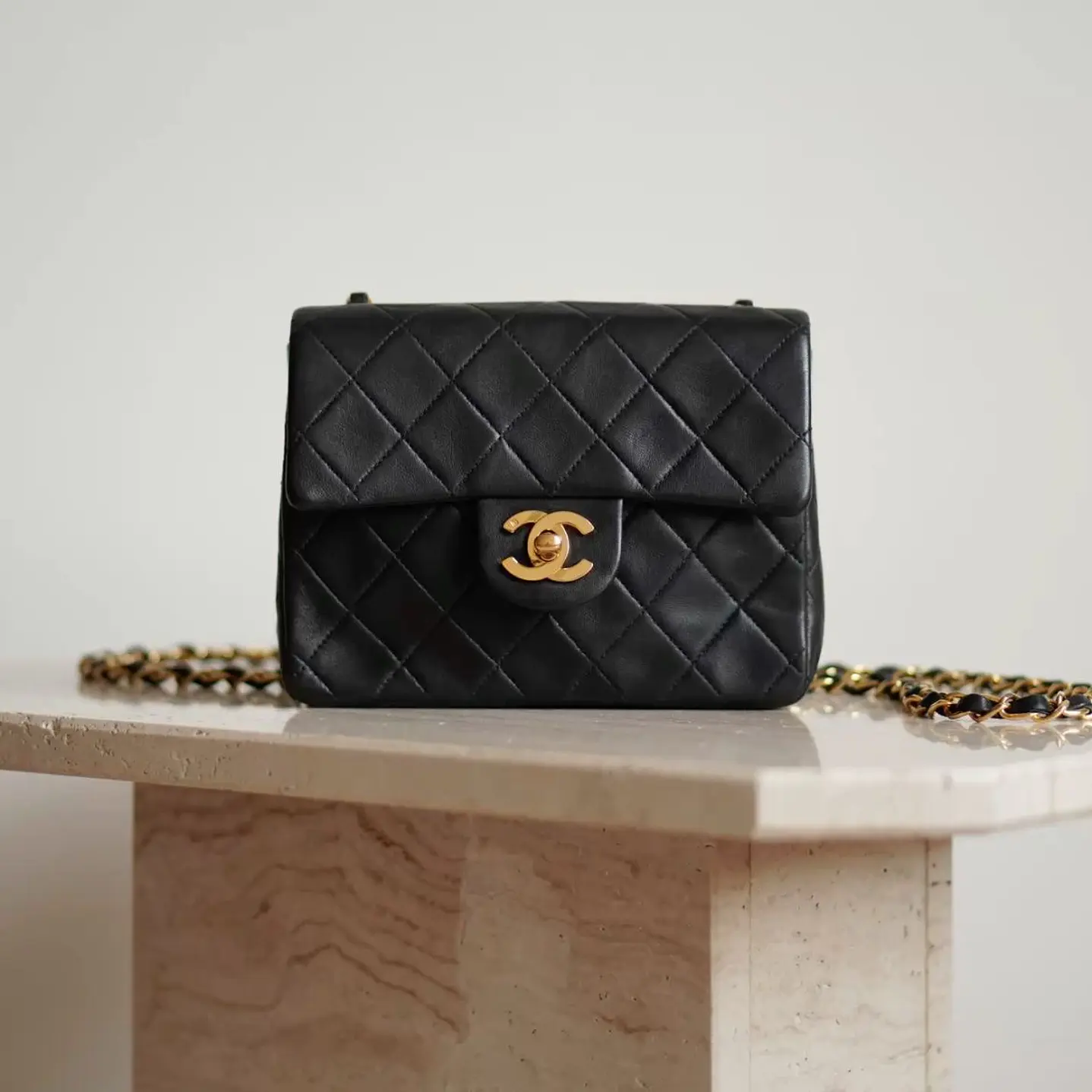 CHANEL  1