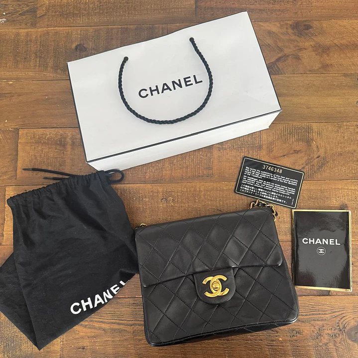 CHANEL  2