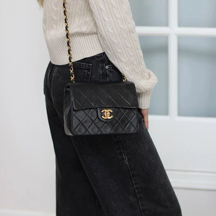 CHANEL  5
