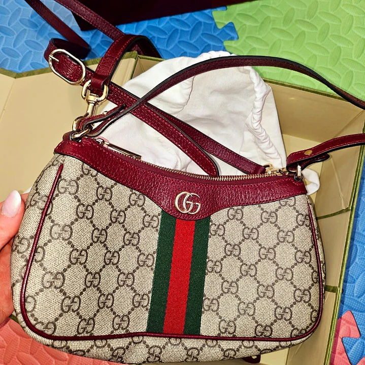 CARTERA GUCCI 4