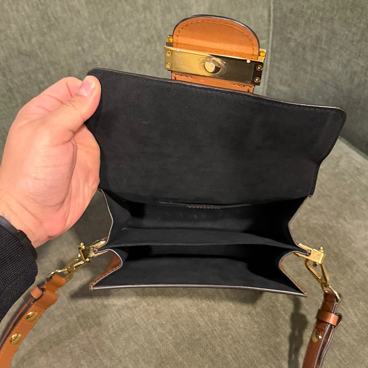 DOUPHINE  LOUIS VUITTON  7