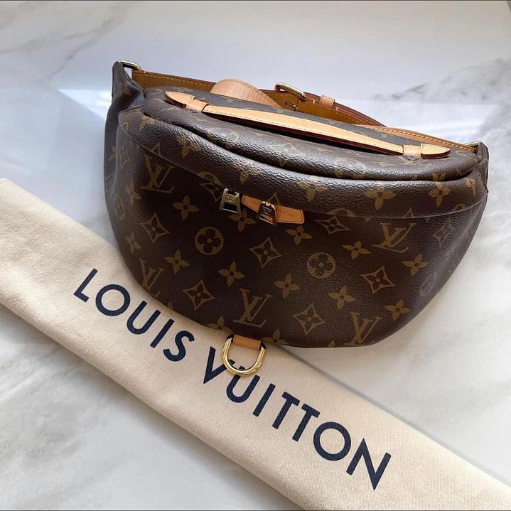 BUMBAG LOUIS VUITTON  1