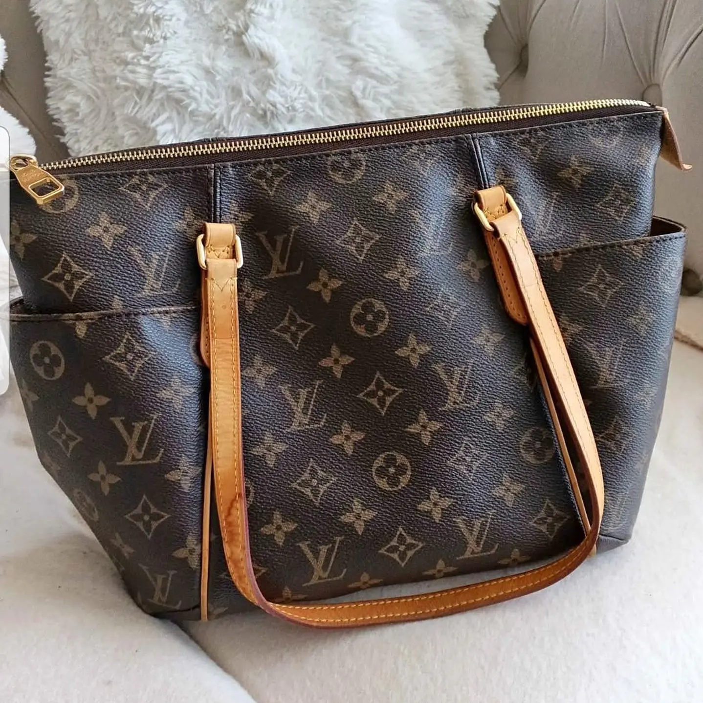 TOTALLY LOUIS VUITTON  6