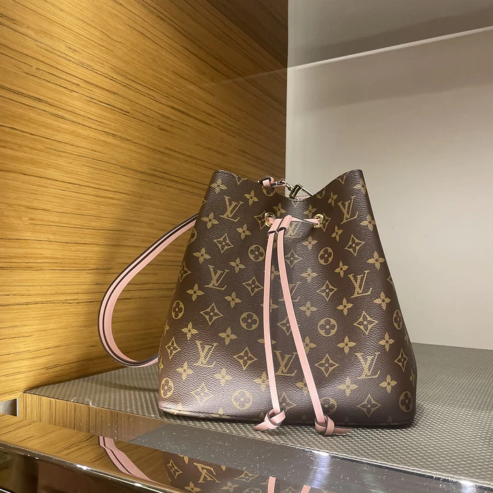 NOE MONOGRAM 5