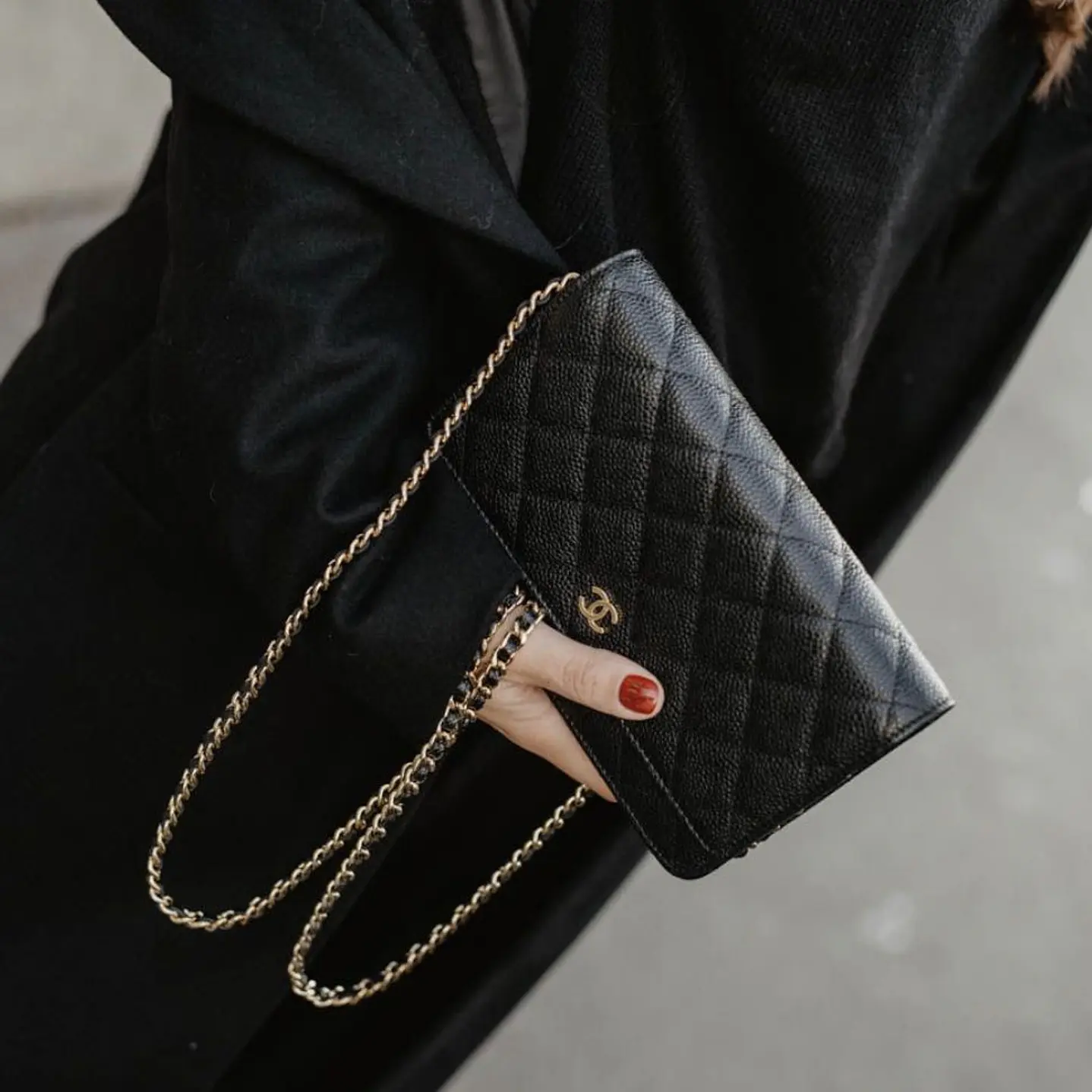 CHANEL  4