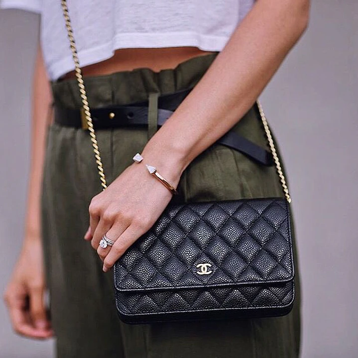 CHANEL  3
