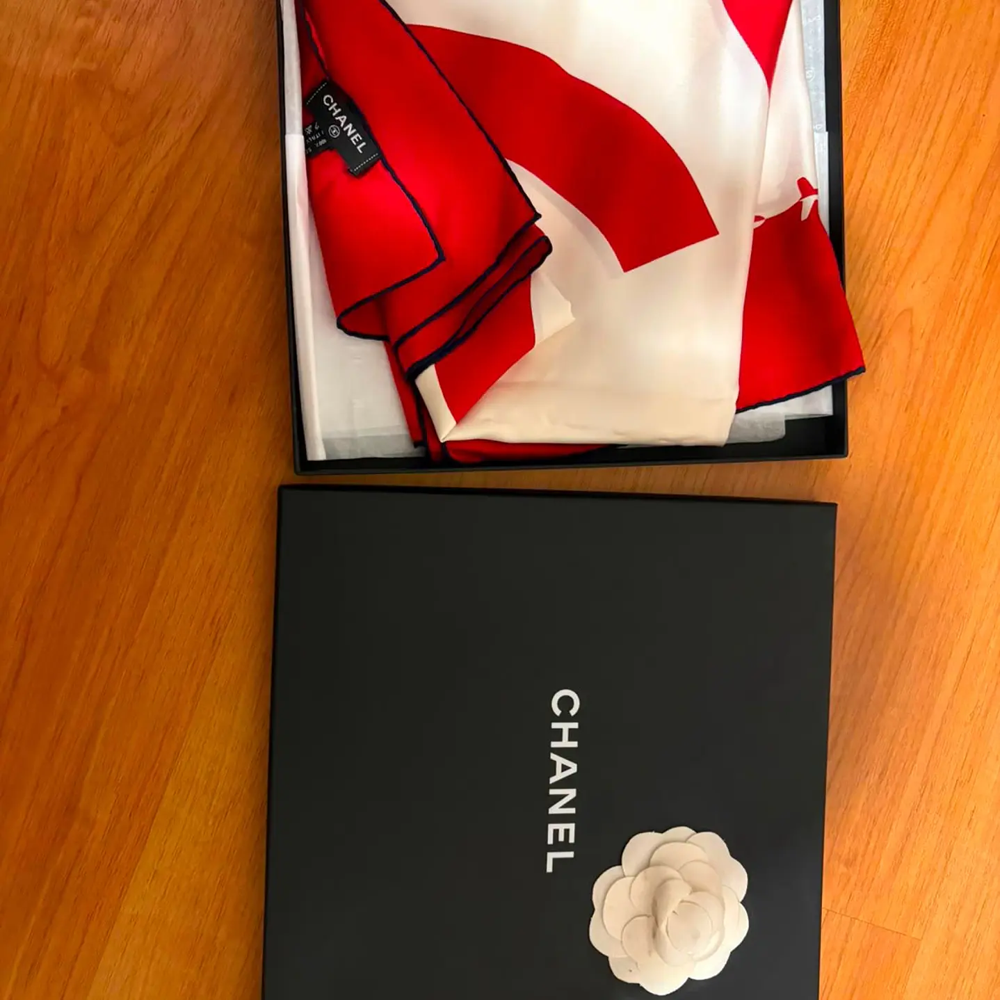 PAÑUELO CHANEL 4