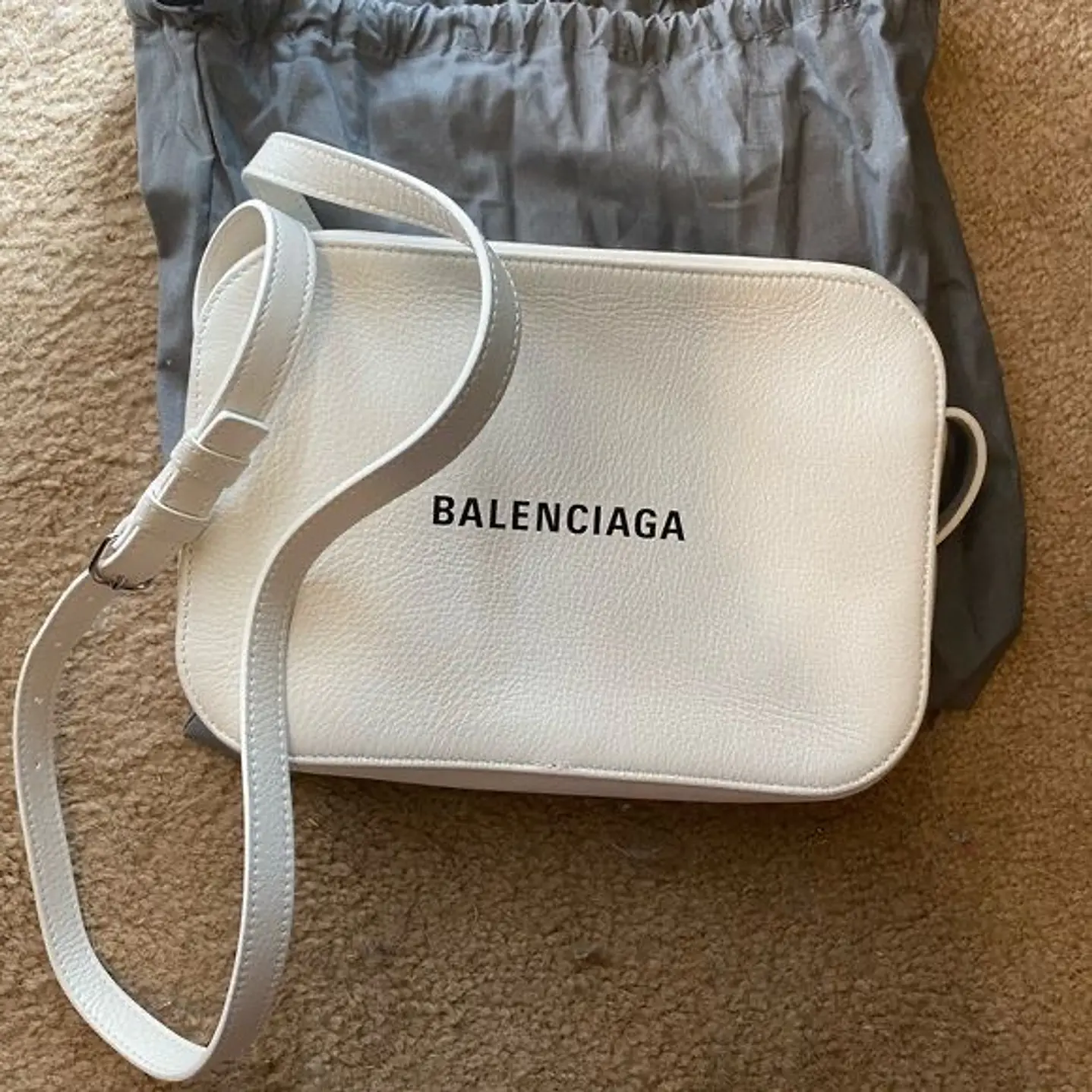 CROSBODY BALENCIAGA 1