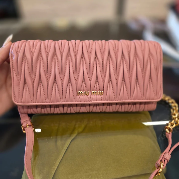 CARTERA MIU MIU  3