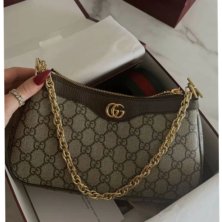 CARTERA GUCCI 4