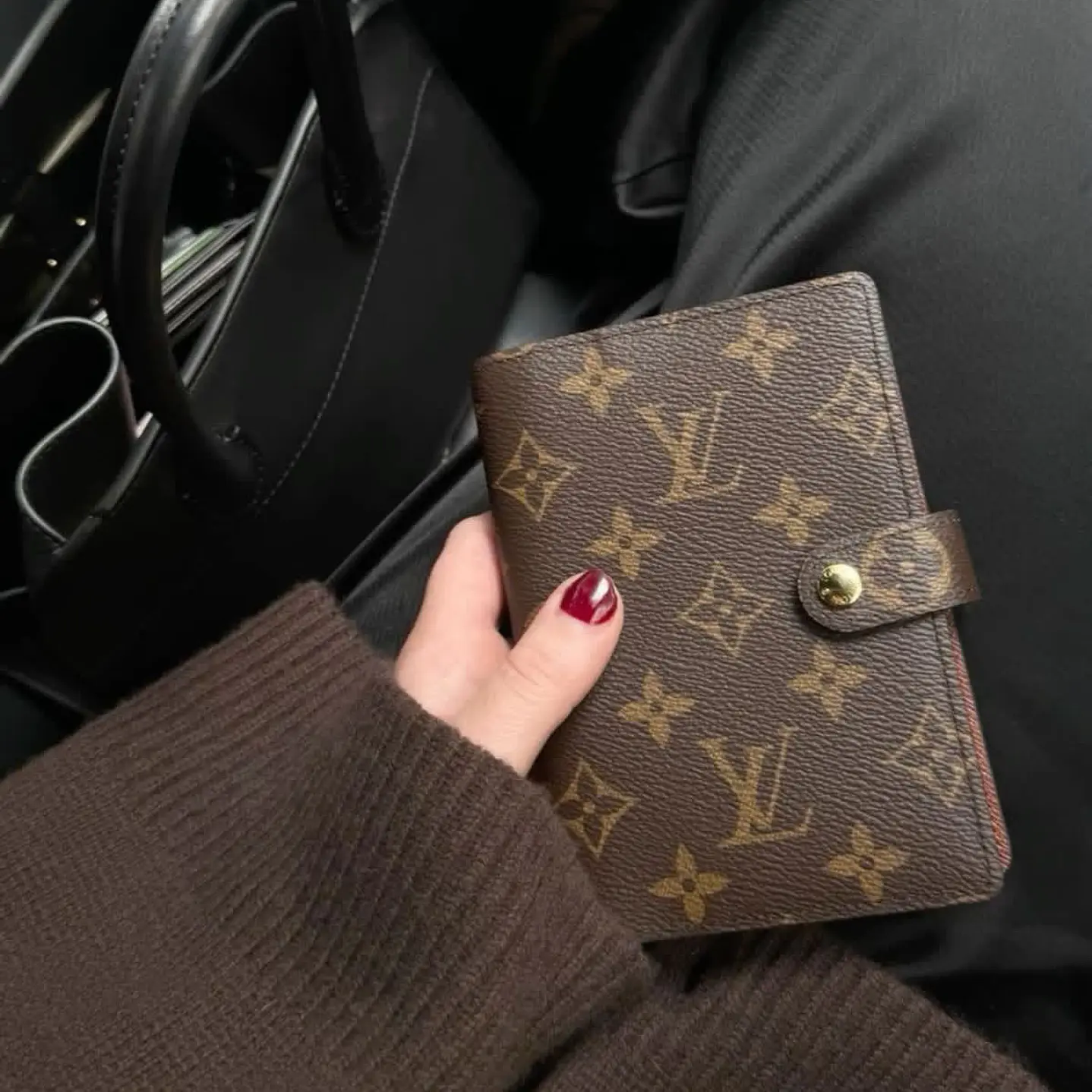 AGENDA LOUIS VUITTON  6