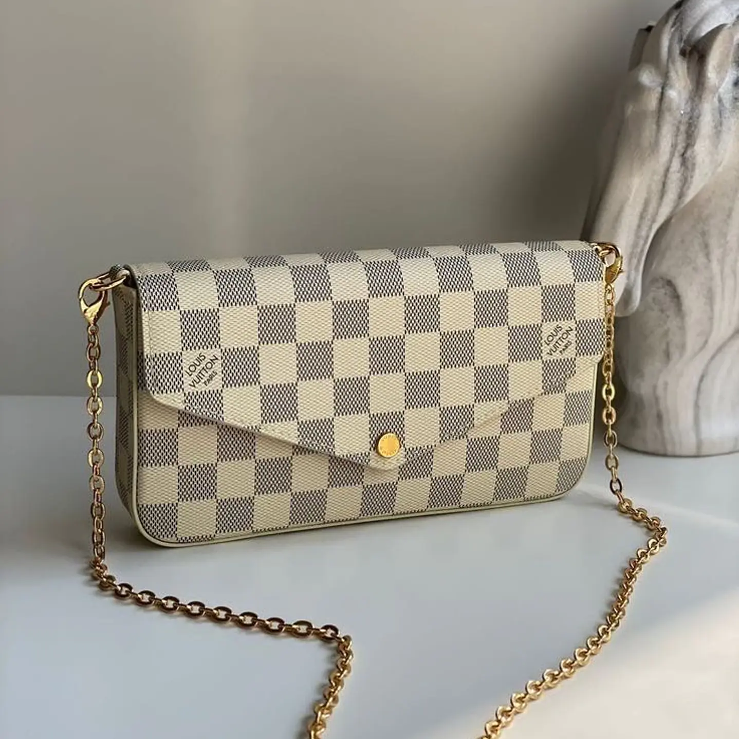 FELICIE DAMIER AZUR  2