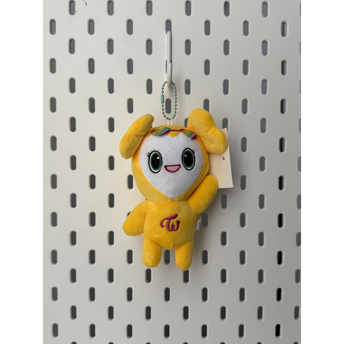 Peluche tipo Llavero Twice 4