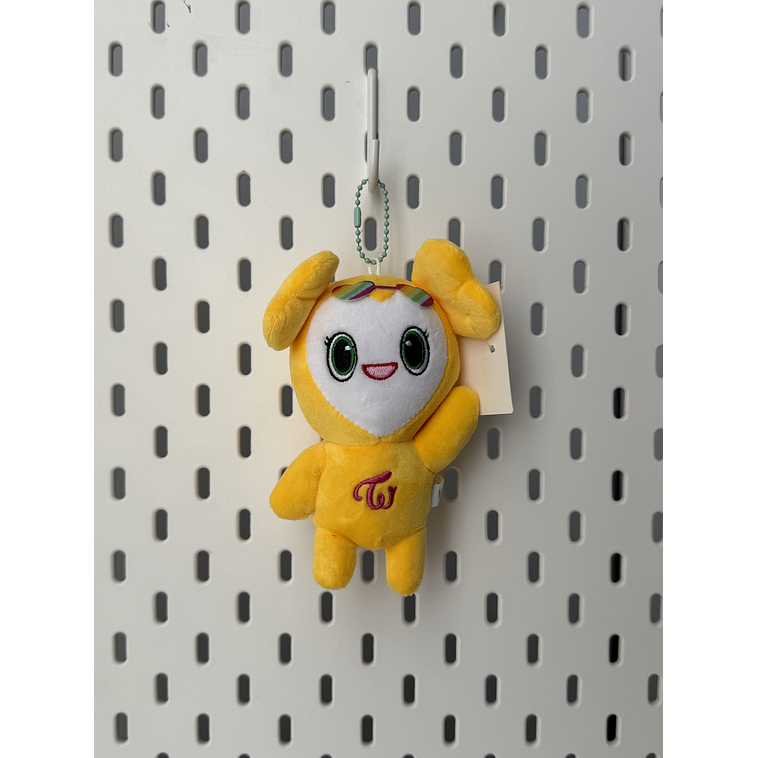 Peluche tipo Llavero Twice 4