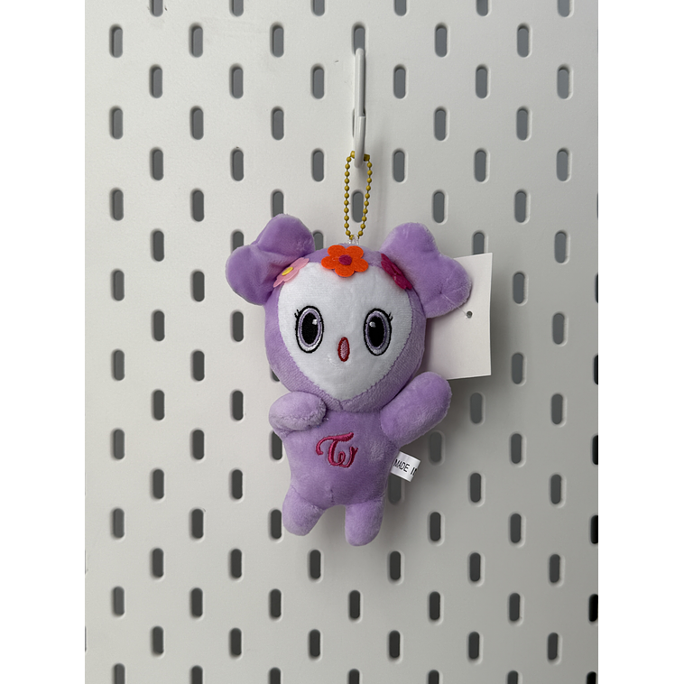 Peluche tipo Llavero Twice 8