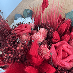 Ramos de flores secas.