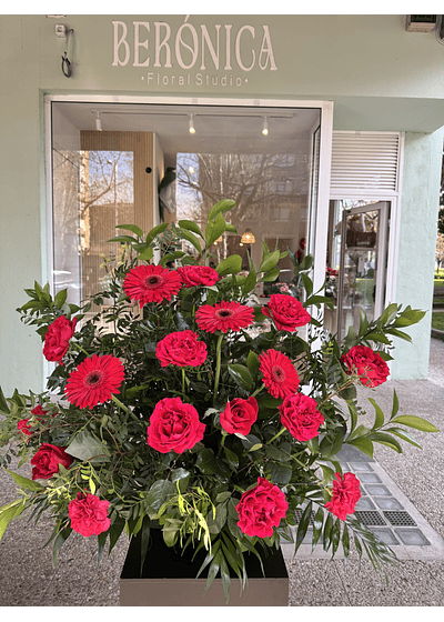 Centro funerario tonos rojos