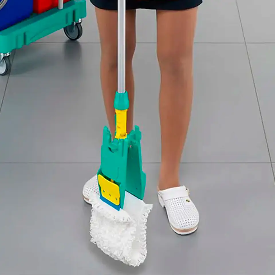 Soporte Mopa Microfibra Sistema Wet Bérrio 3