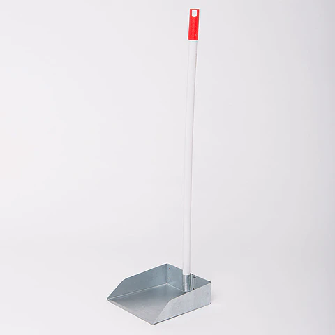 Recogedor Galvanizado con Mango