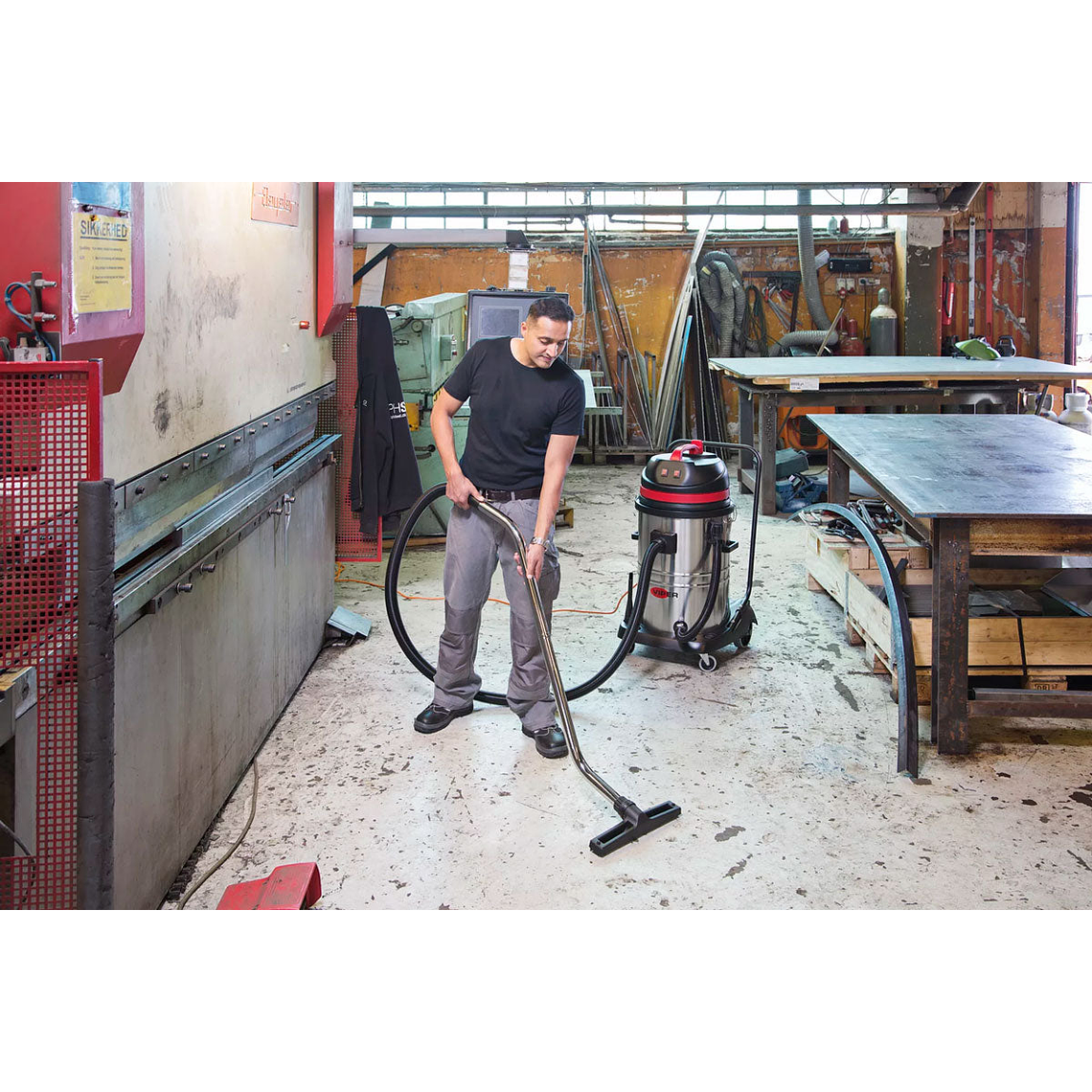 Aspirador Industrial de Polvo y Líquido Viper LSU 255 2