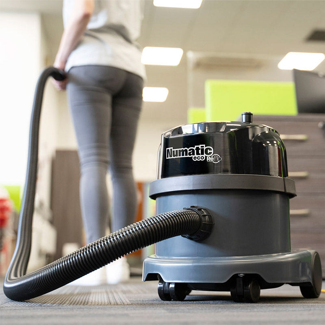 Aspirador Profesional de Polvo Numatic EPR170 7