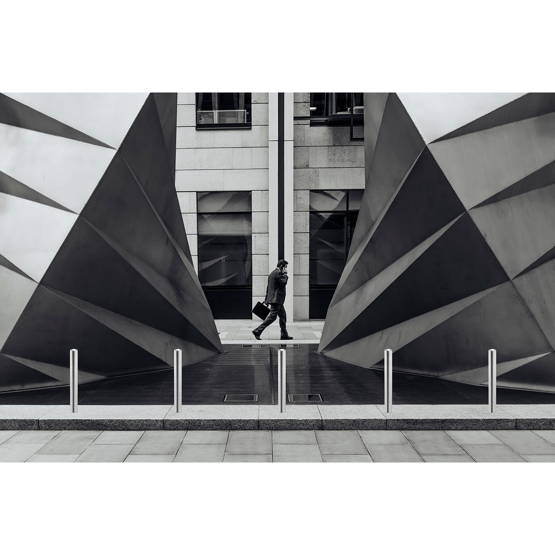 Bolardo de Seguridad Inox Circular Empotramiento 2