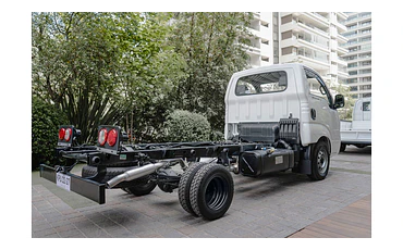 Frontier chasis cabina