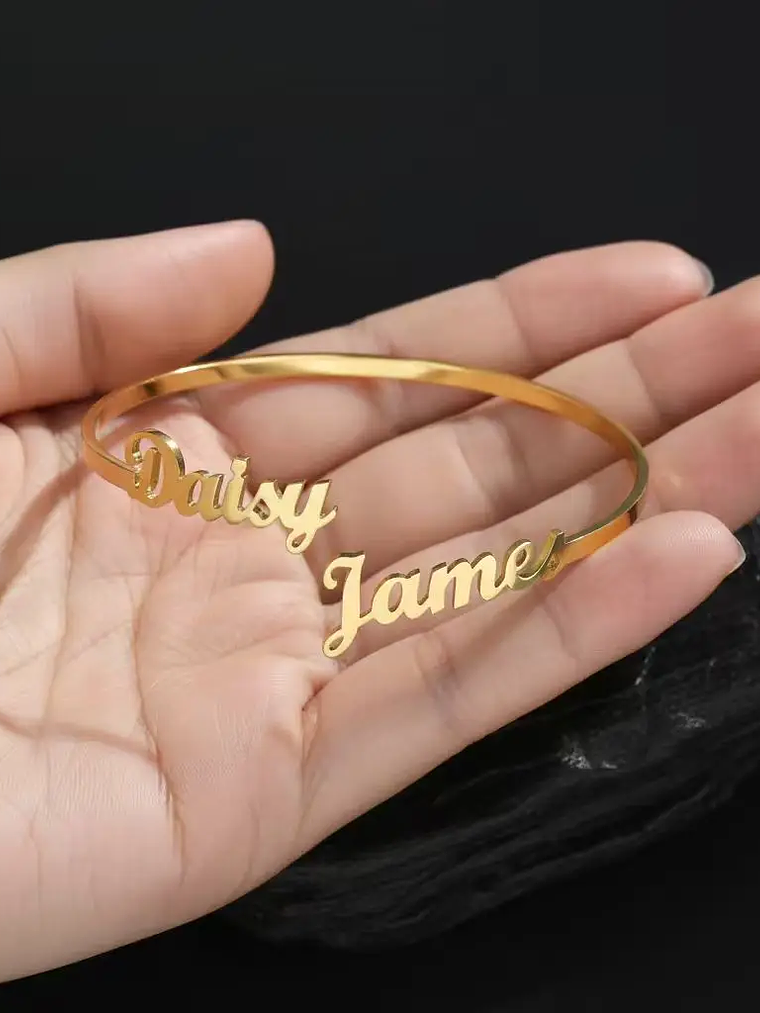 Pulsera de mujer con nombre personalizado 19