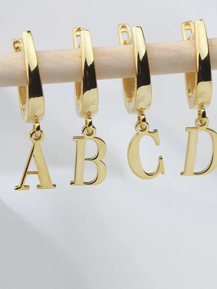 Aro con letra colgante 1