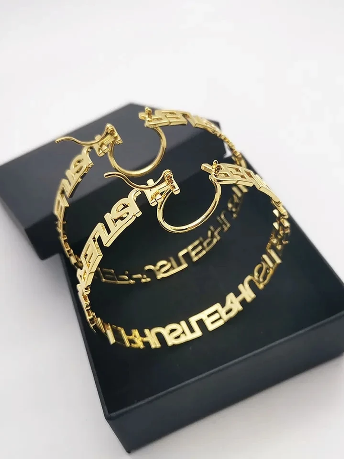 Aros tipo versace Nombre PERSONALIZADO 1