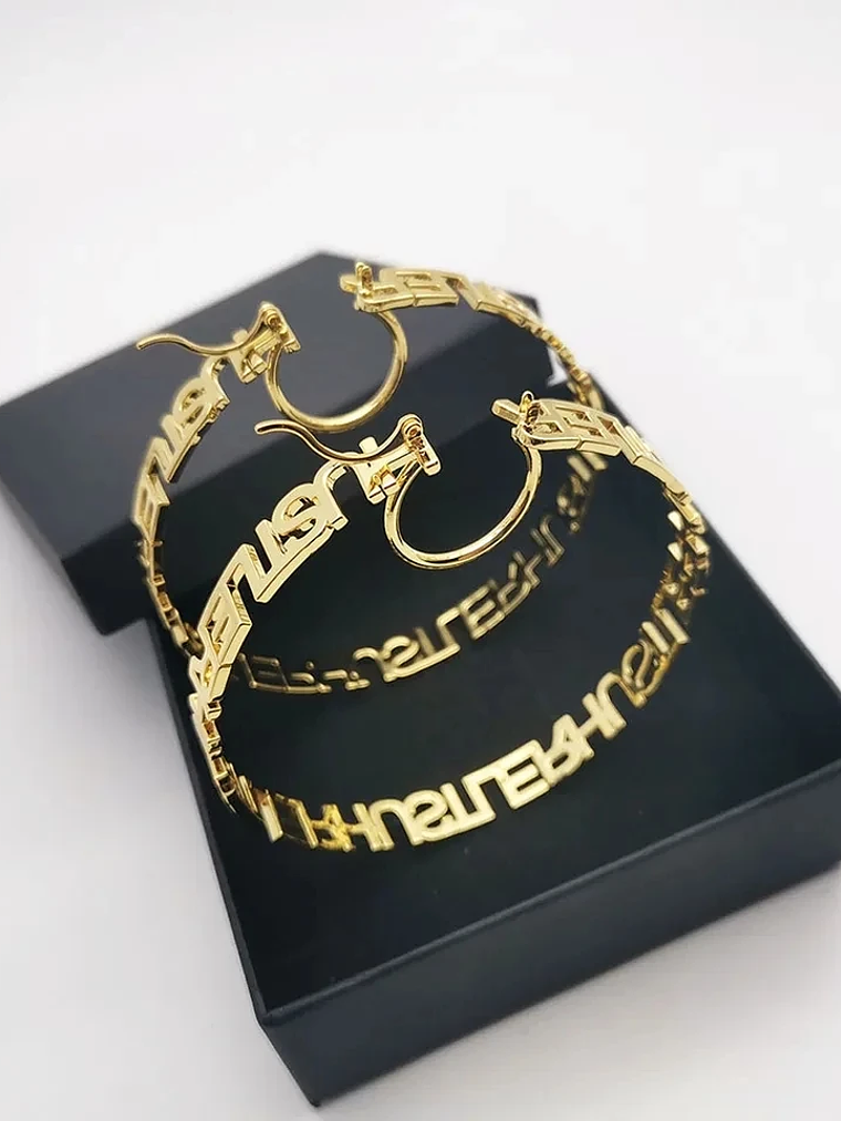 Aros tipo versace Nombre PERSONALIZADO 1