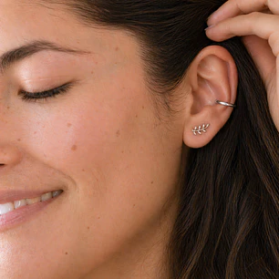 Ear Cuff Liso Mediano