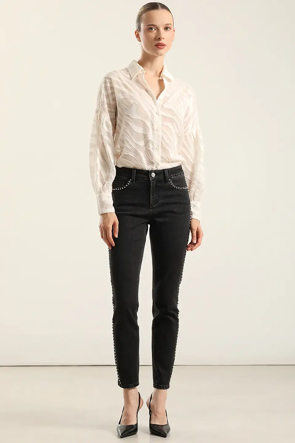 Jeans Skinny, Tiro Medio, Negro Liola 1