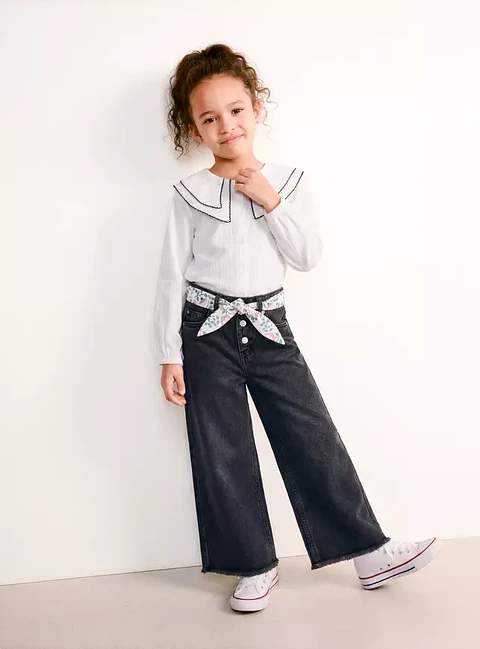 Jeans con Cinturón de Tela Estampado