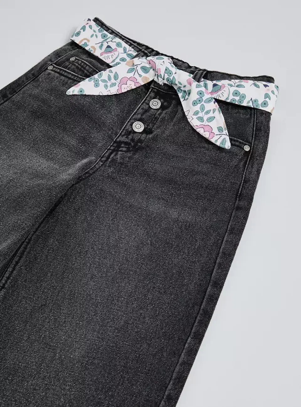 Jeans con Cinturón de Tela Estampado 3