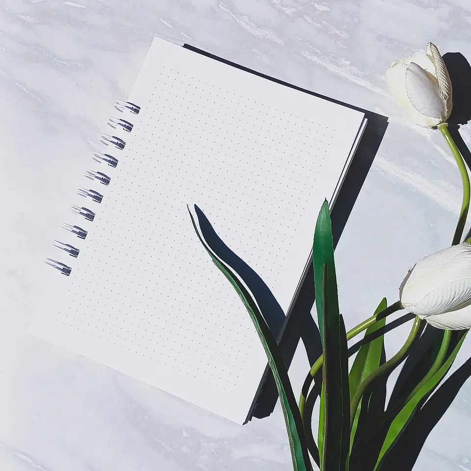 Cuaderno A5 (Tapa Dura) Focus on Today - 80 hojas puntos 2