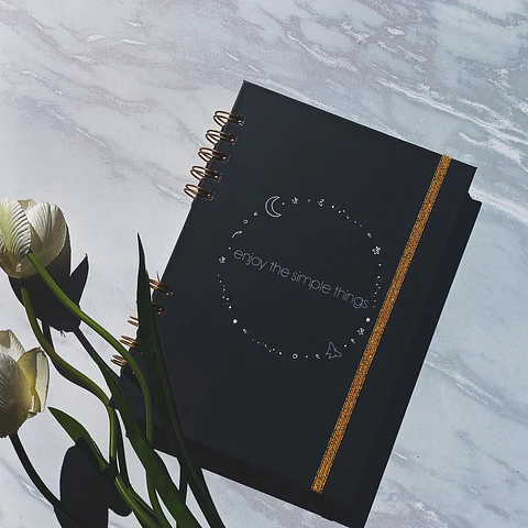 Cuaderno A5 (Tapa Dura) Enjoy the simple things - 100 hojas cuadros