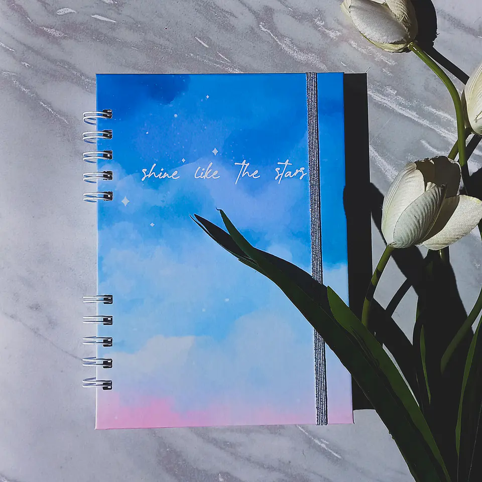 Cuaderno A5 (Tapa Dura) Shine like the stars - 100 hojas cuadros 1
