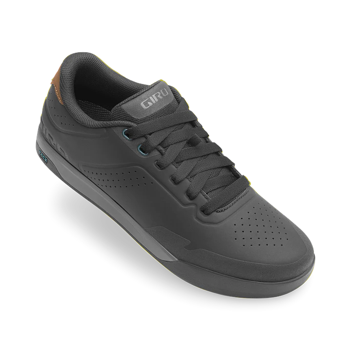 ZAPATILLA GIRO LATCH BLACK/DARK SHADOW T/44 1